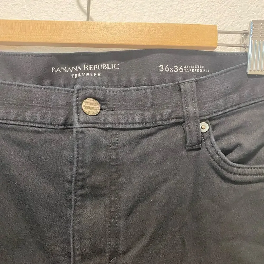 Banana Republic Traveler Athletic Taper Fit 36x36
